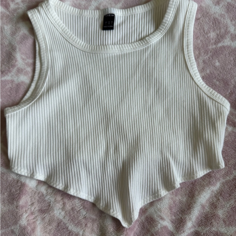 SHEIN White Ribbed Asymmetrical Crop Tank Top
